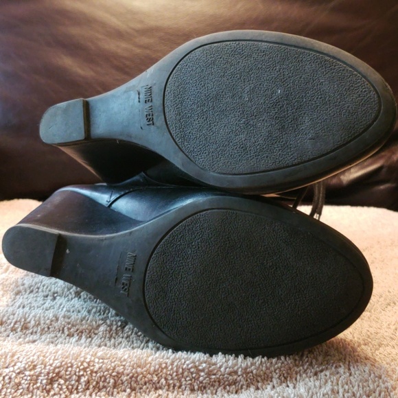 Nine West booties - Picture 5 of 7
